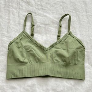 Lululemon Ebb to Street Bra